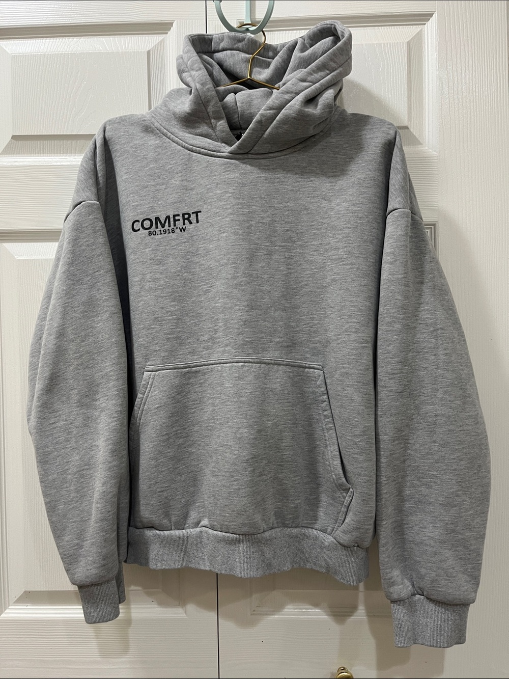 Comfrt grey hoodie unisex size large